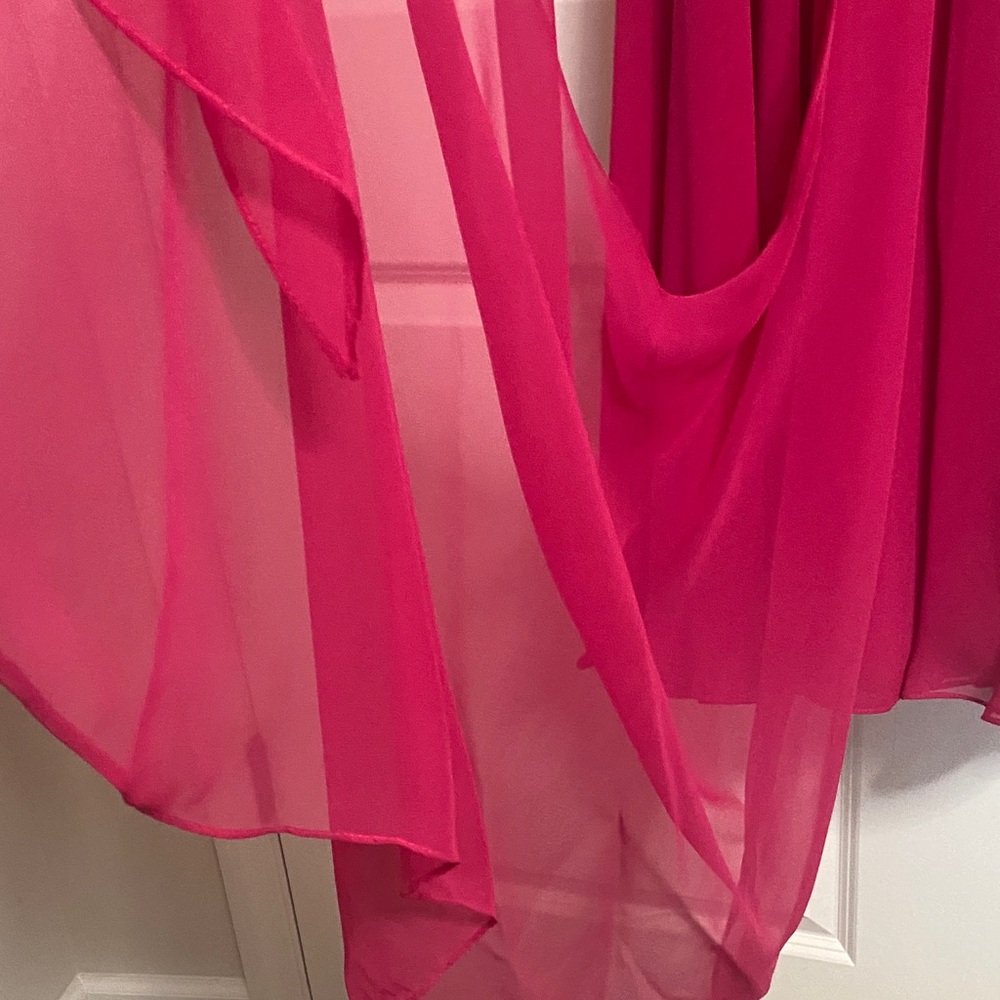 Elegant Pink Sequin Dress - Picture 6 of 8